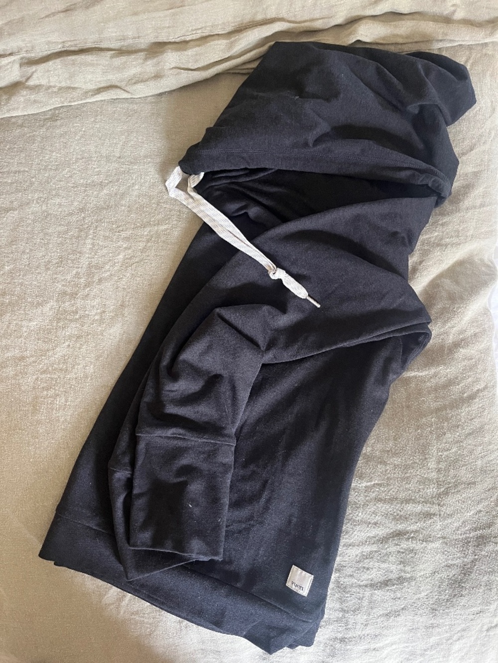 Vuori Black Pullover Hoodie